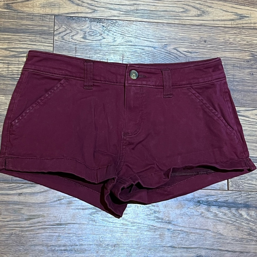 Hollister Maroon Chino Shorts Size 3
